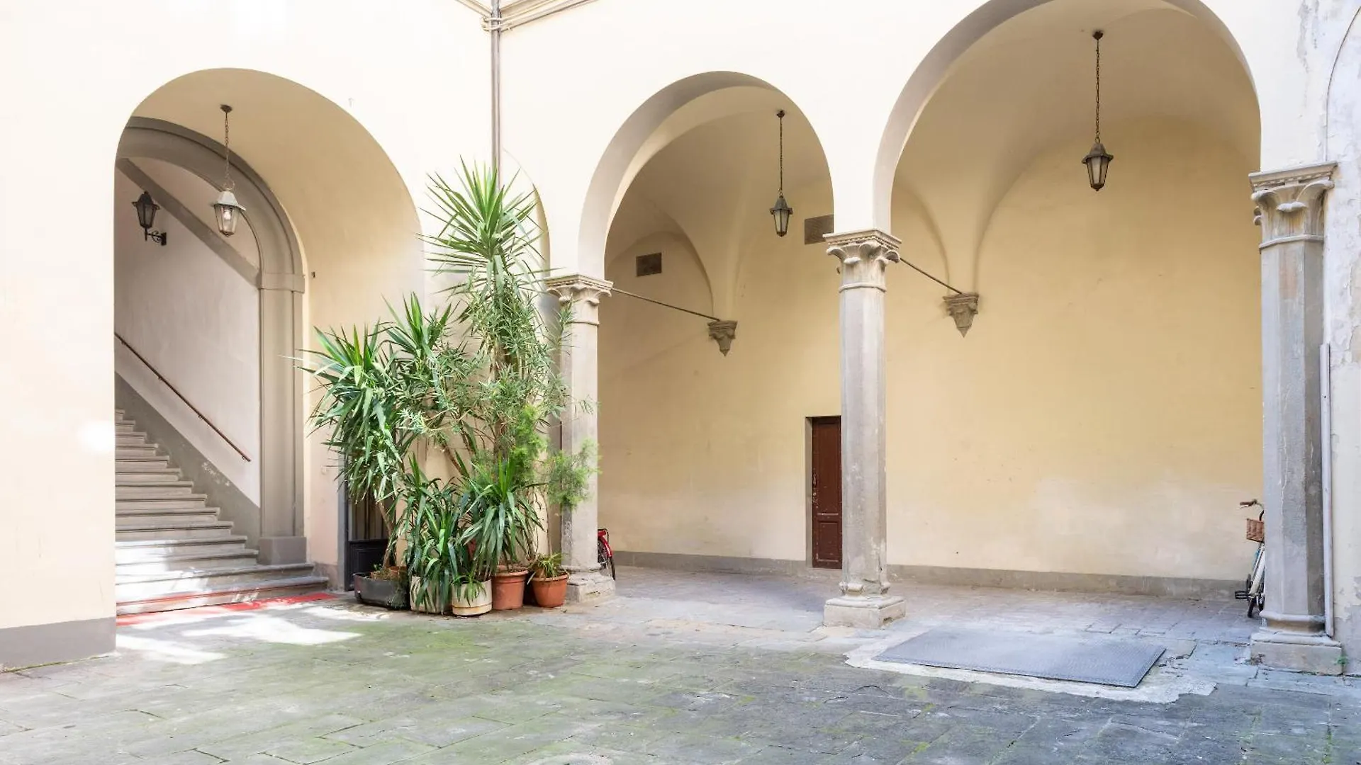 Belle Donne Apartment Florence Italy